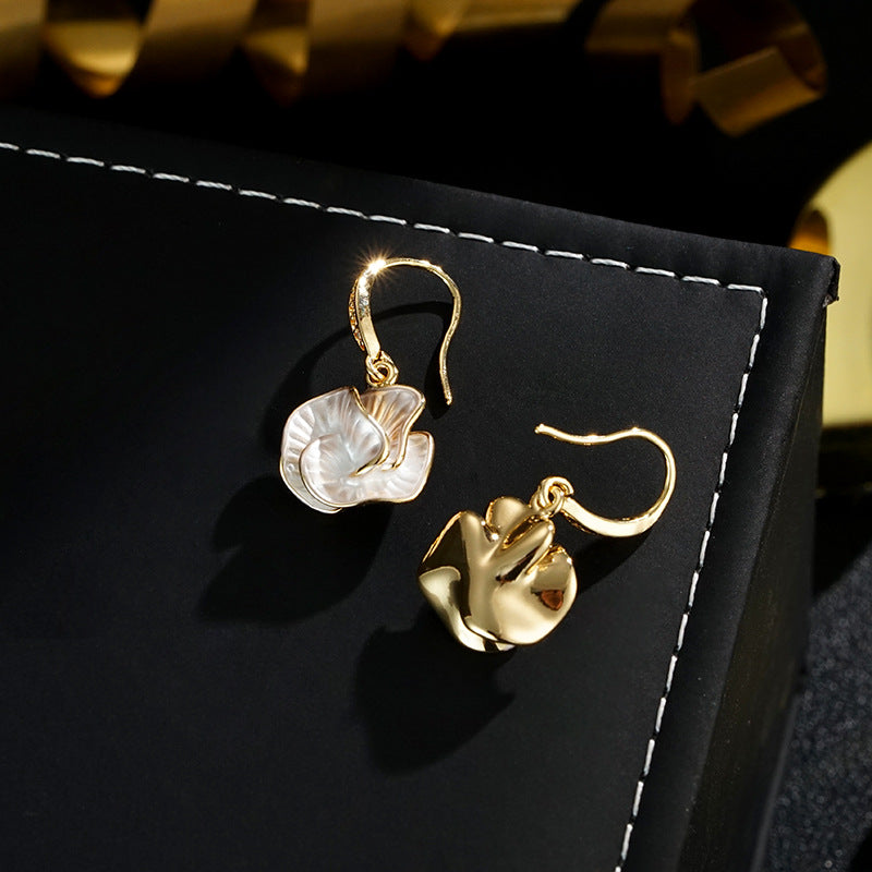 Wholesale Camellia Flower Earrings  Light Luxury Earrings