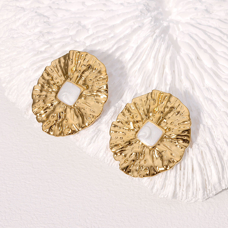 Wholesale retro light luxury stainless steel earrings