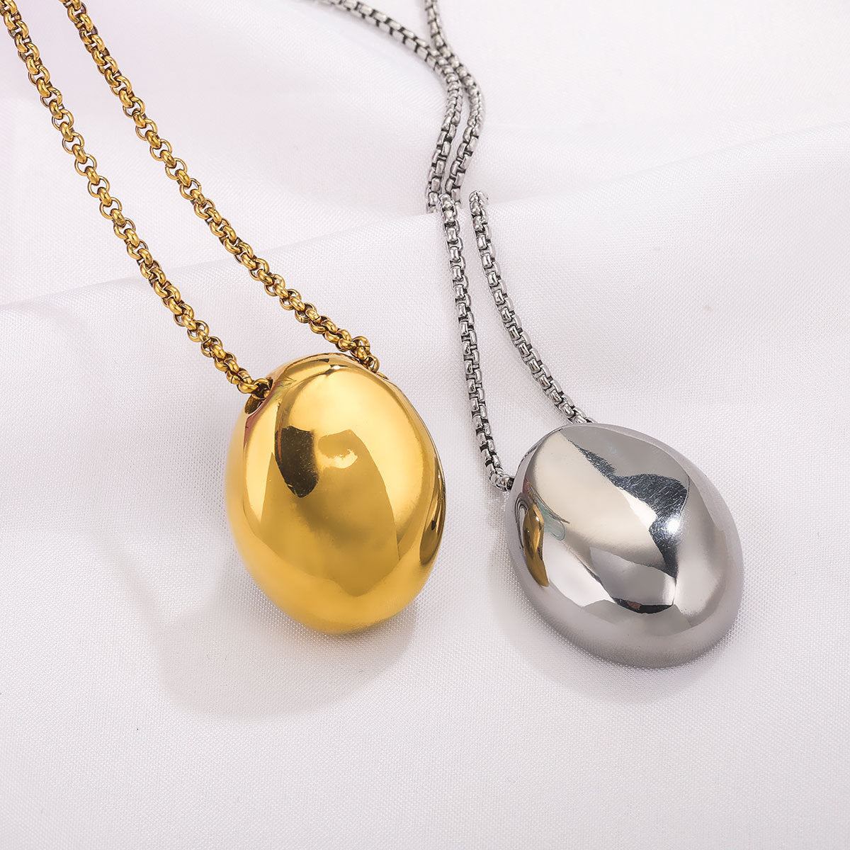 Wholesale Stainless Steel Long Oval Pendant Necklace