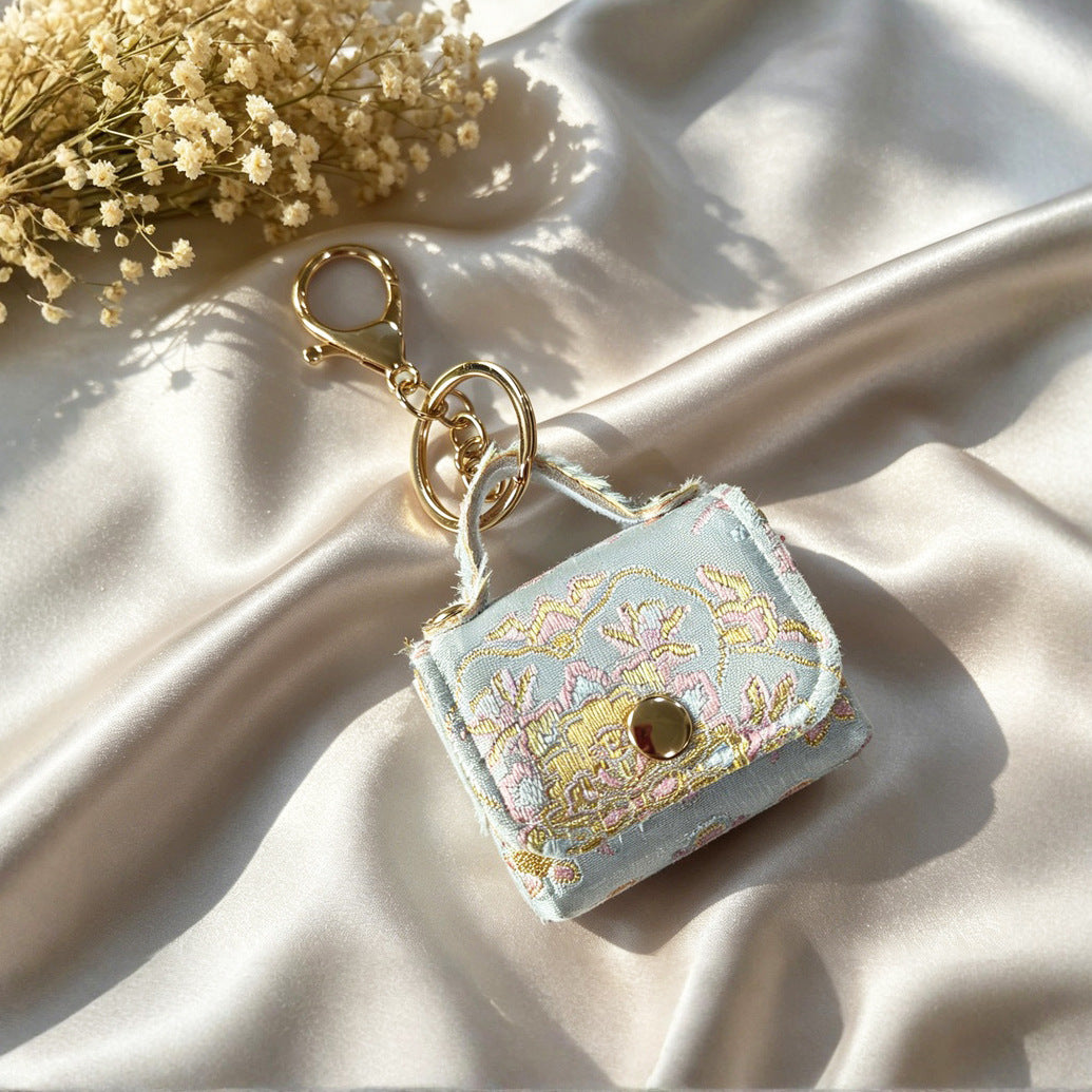 Wholesale Chinese Embroidery Earphone Bag Charm Keychain Handmade Fashion Accessory Gift