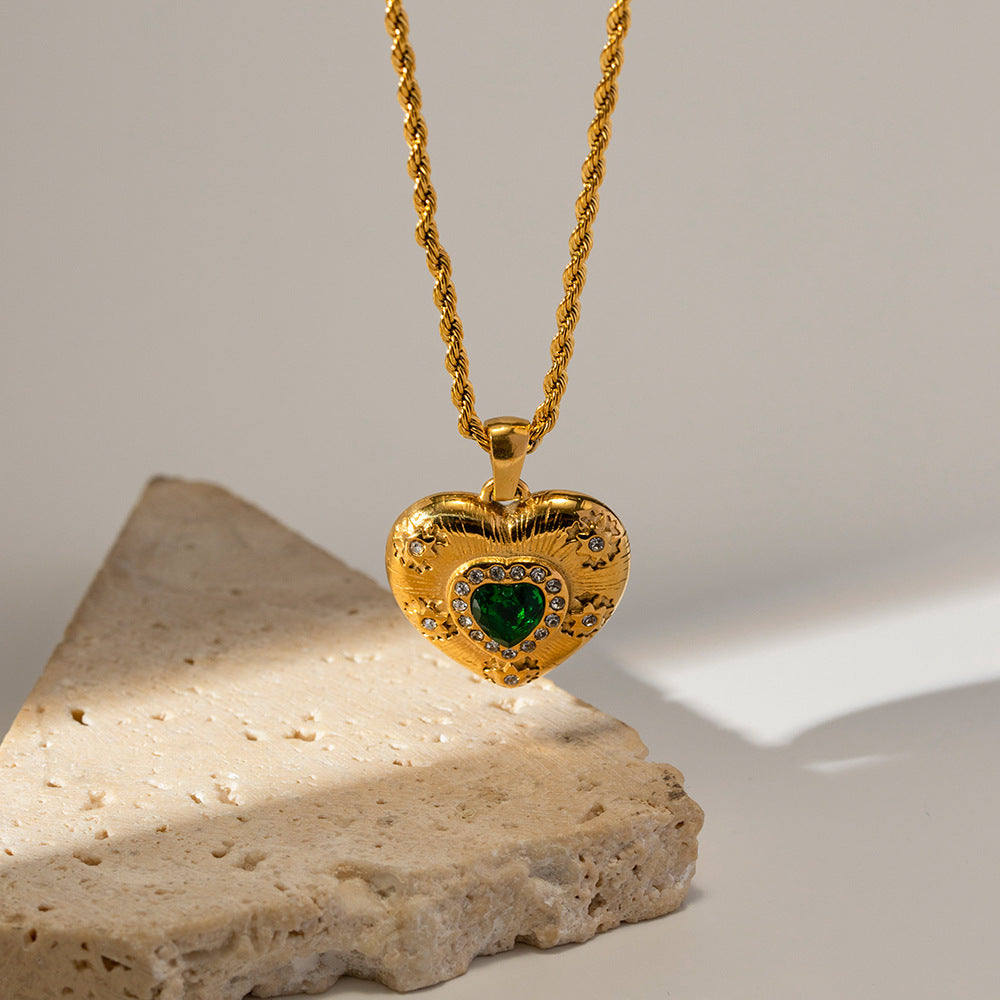 Wholesale 18k Gold Emerald Zircon Heart Shaped Pendant Necklace Stainless Steel Necklace ACC-NE-JD001