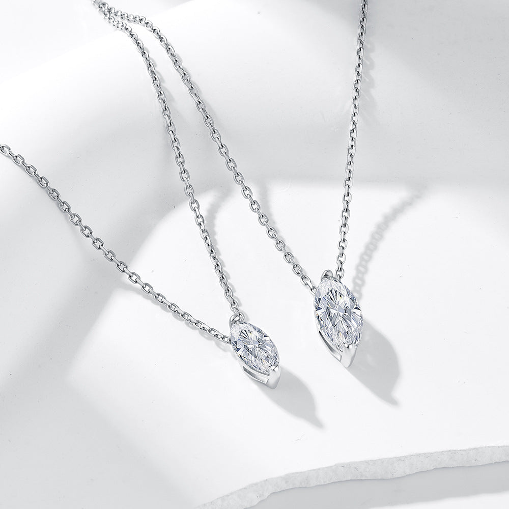 Wholesale 925 Silver Moissanite Pendant Necklace For Women Trendy Geometric Collarbone Chain Jewelry Accessory