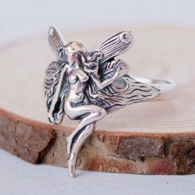 Wholesale Retro Angel Wing Ring for Women,  Silver Alloy,  Chic Jewelry Accessory for Everyday Wear and Gift