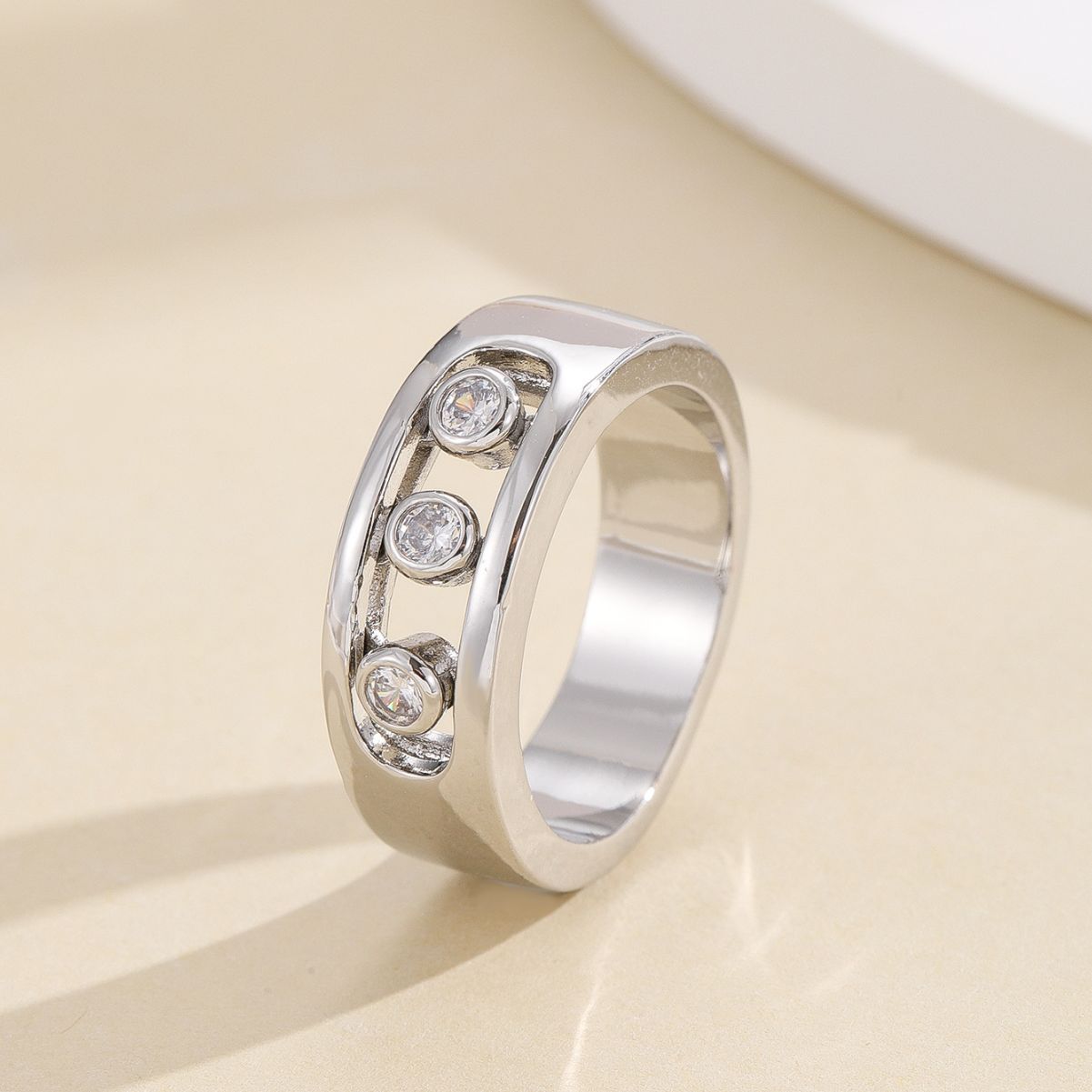 Wholesale Copper Electroplated Gold Geometric Ring Stylish Jewelry Accessory Gift