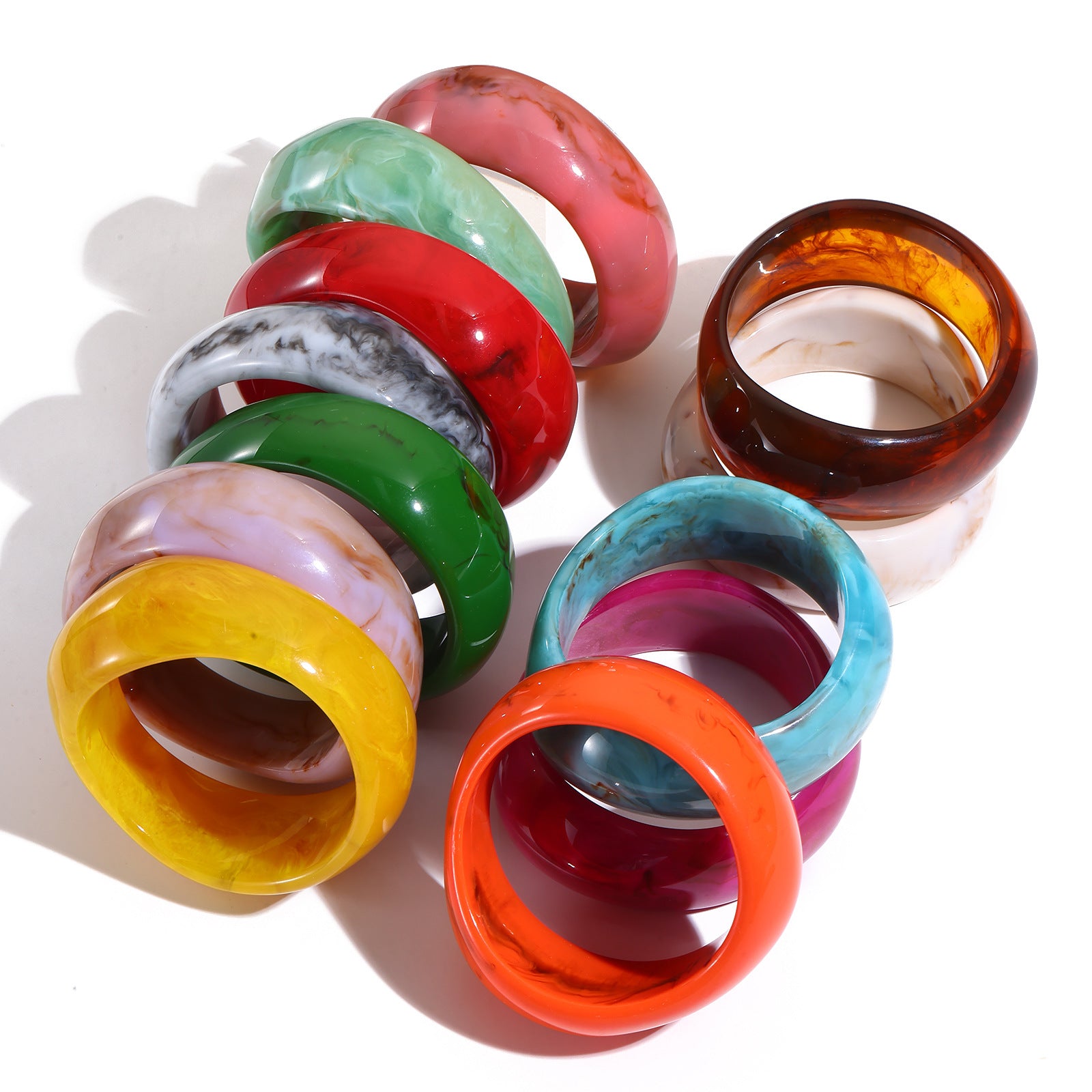 Wholesale Wide Oval Translucent Resin Bracelet Retro Style Jewelry Accessory for Everyday Wear