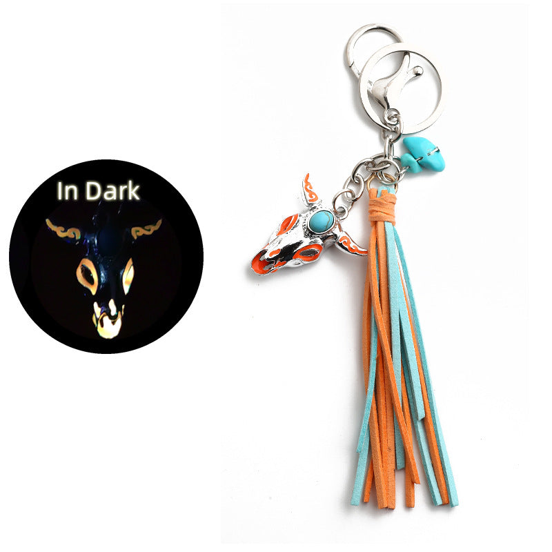 Wholesale Retro Western Style  Luminous Niutou Turquoise Fluorescent Metal Keychain