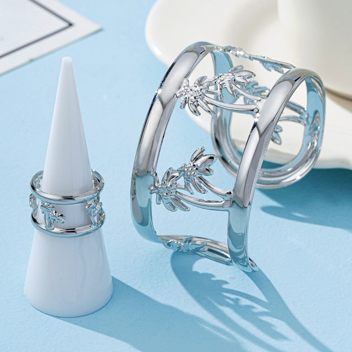 Wholesale Personalized Fashion Trend nut Tree Bracelet Ring Set Suitable for Women' s Party Daily Wear