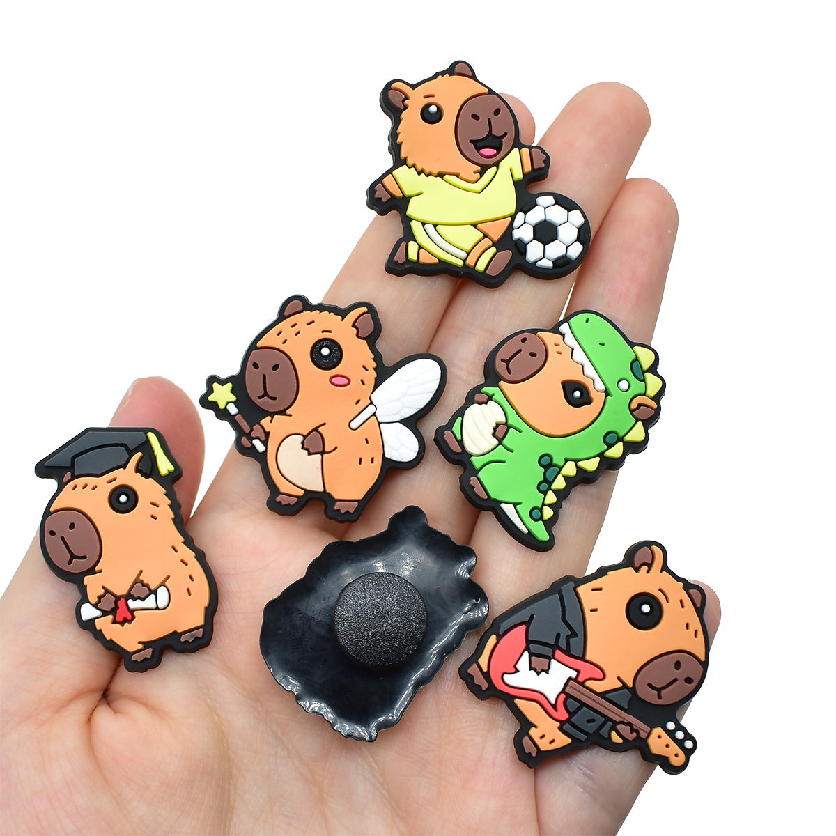 Wholesale   Random 100pcs Cute capybara PVC Soft Rubber Shoe Buckle Decoration