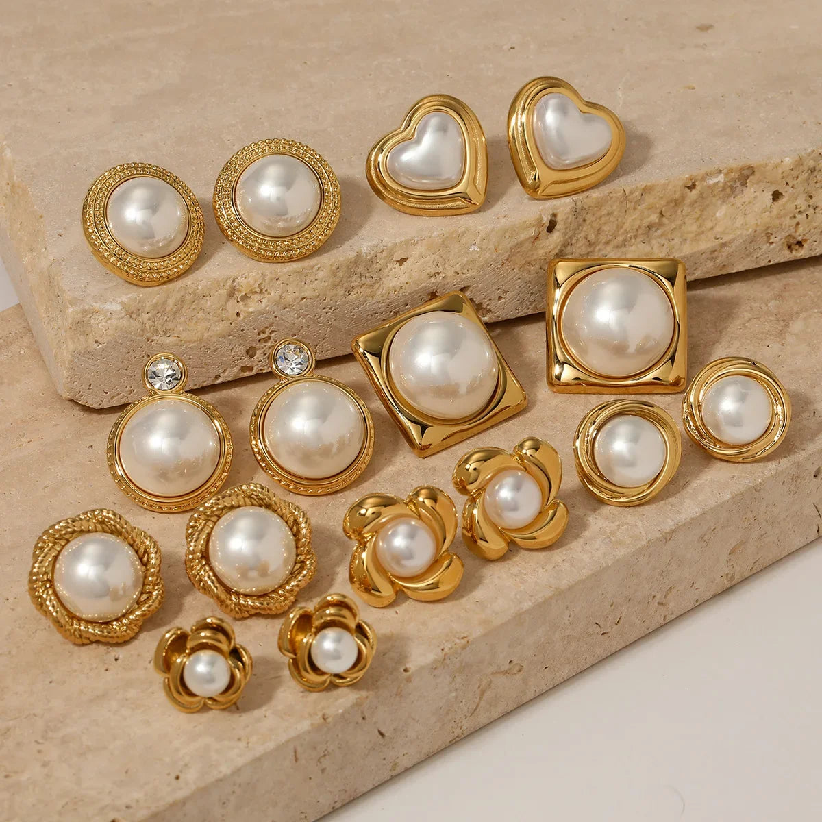 Wholesale  Heart-Shaped Pearl Earrings Vintage Style Stainless Steel Earrings