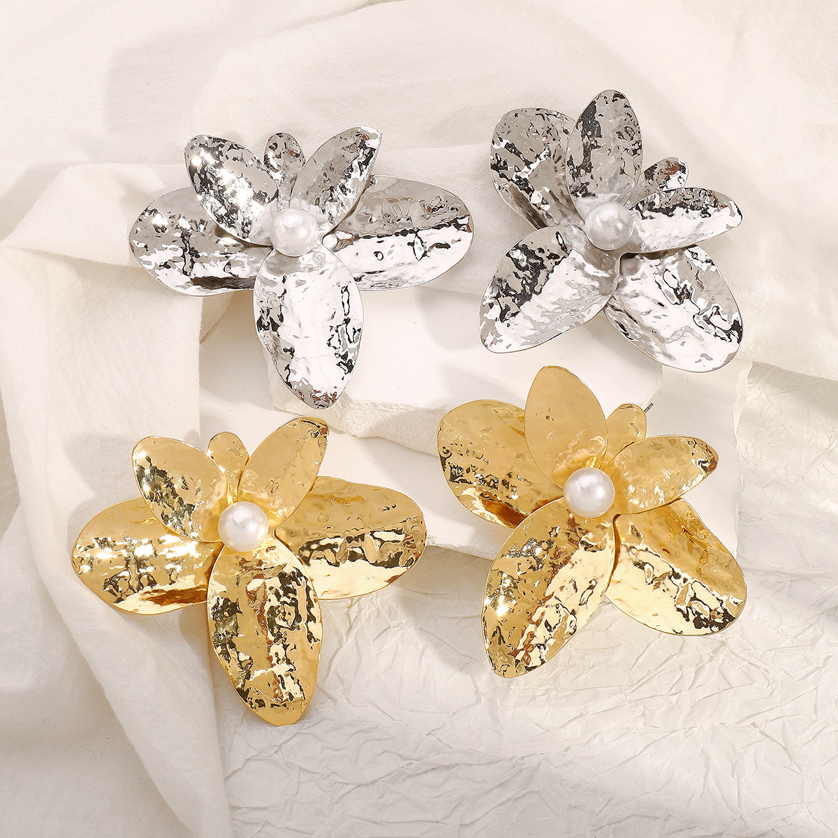Wholesale personality exaggerated design big flower earrings