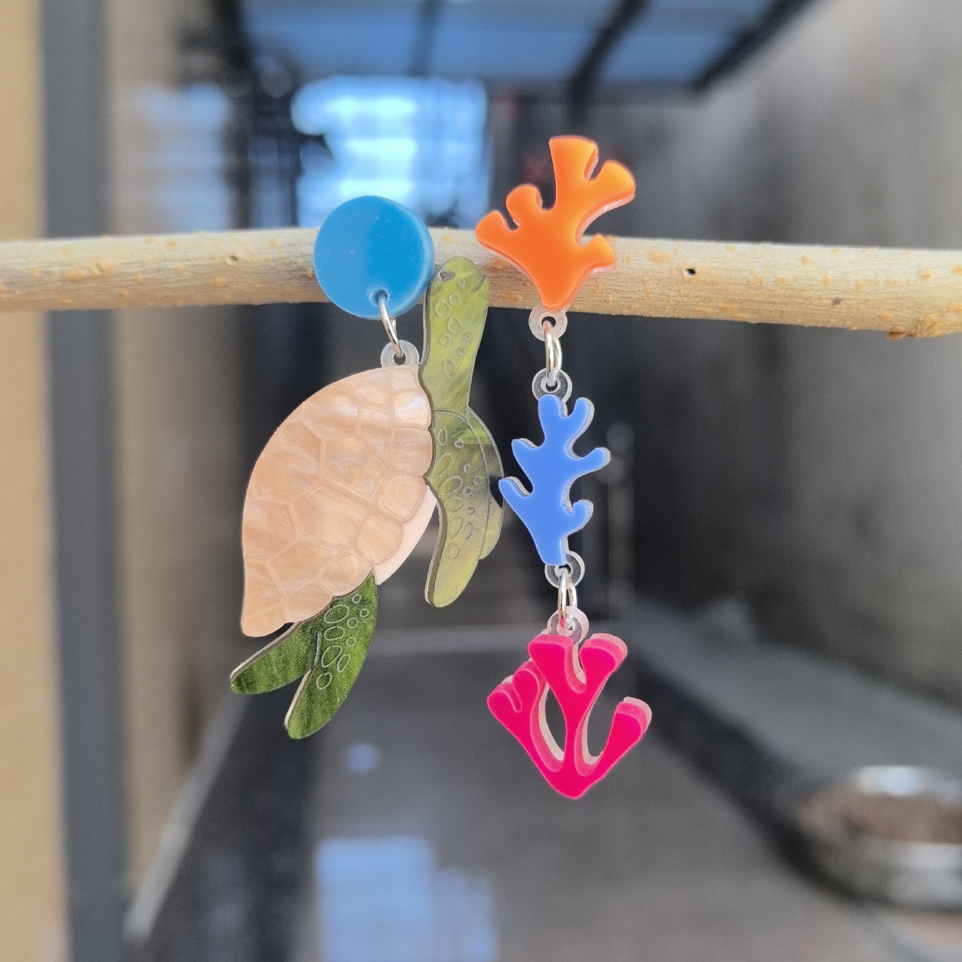 Wholesale Stylish Acrylic Turtle Seaweed Earrings For Women Handmade Retro Animal Jewelry Fashion Accessory For Party Or Gift