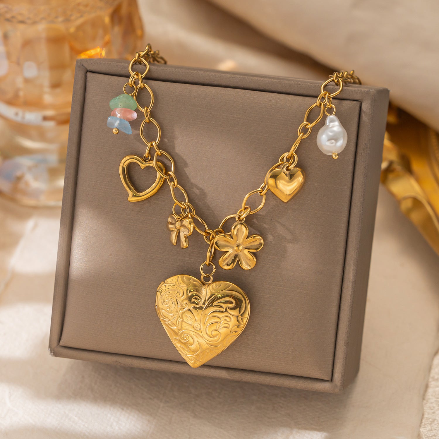 Wholesale Titanium Steel 18K Gold-Plated Heart Chain Necklaces