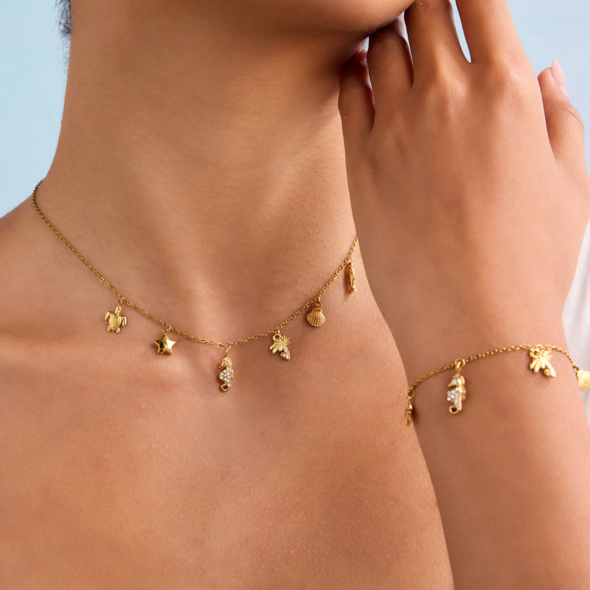 Wholesale  18K Gold Stainless Steel Coconut Tree Seahorse Fish Turtle Five-Pointed Star Necklaces