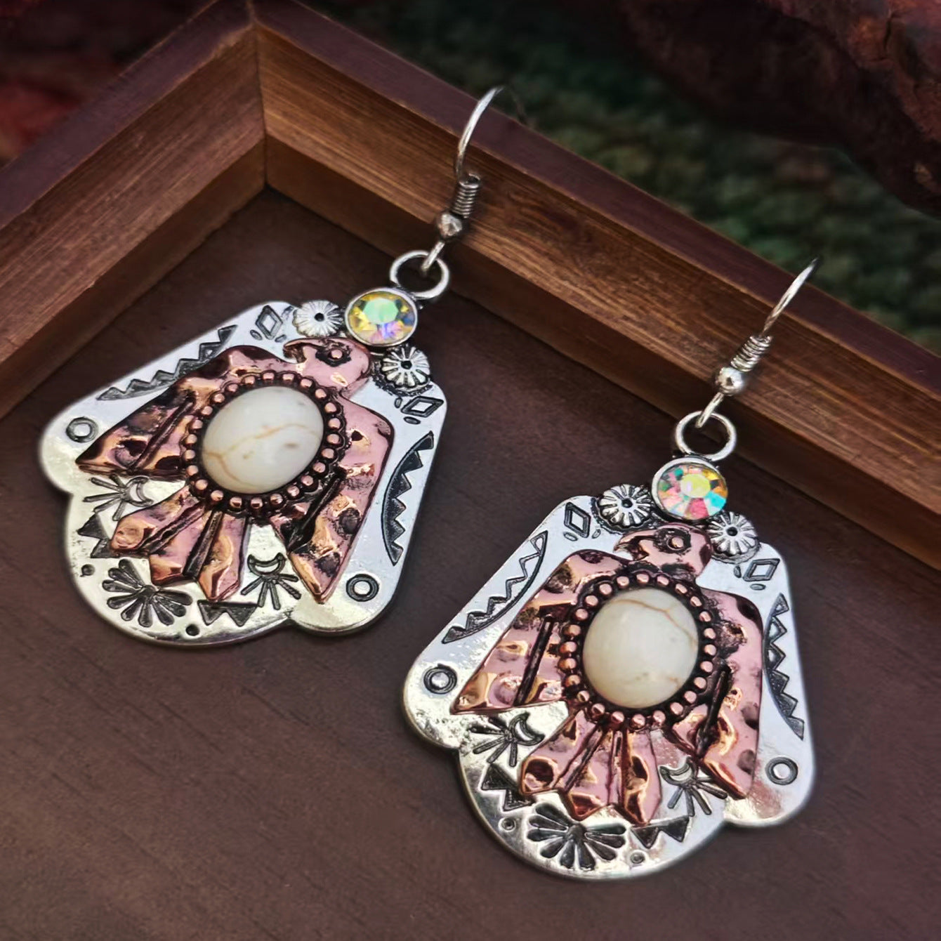 Wholesale Zinc Alloy Vintage Bohemian Turquoise Bird Dangle Earrings For Women Everyday Wear