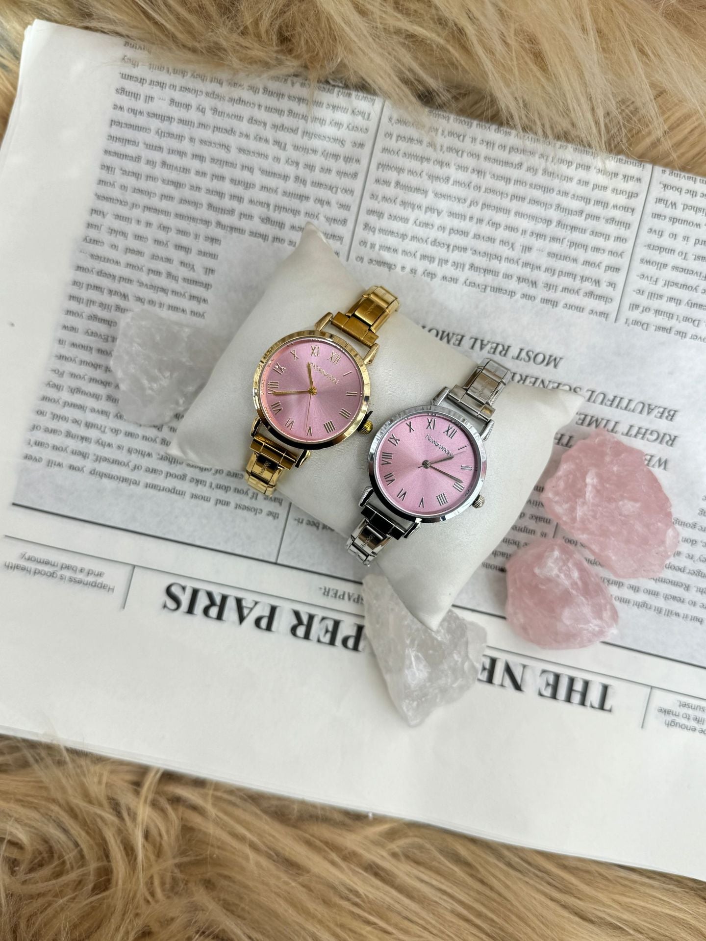 Wholesale Round Stainless Steel Quartz Watch with Rhinestones