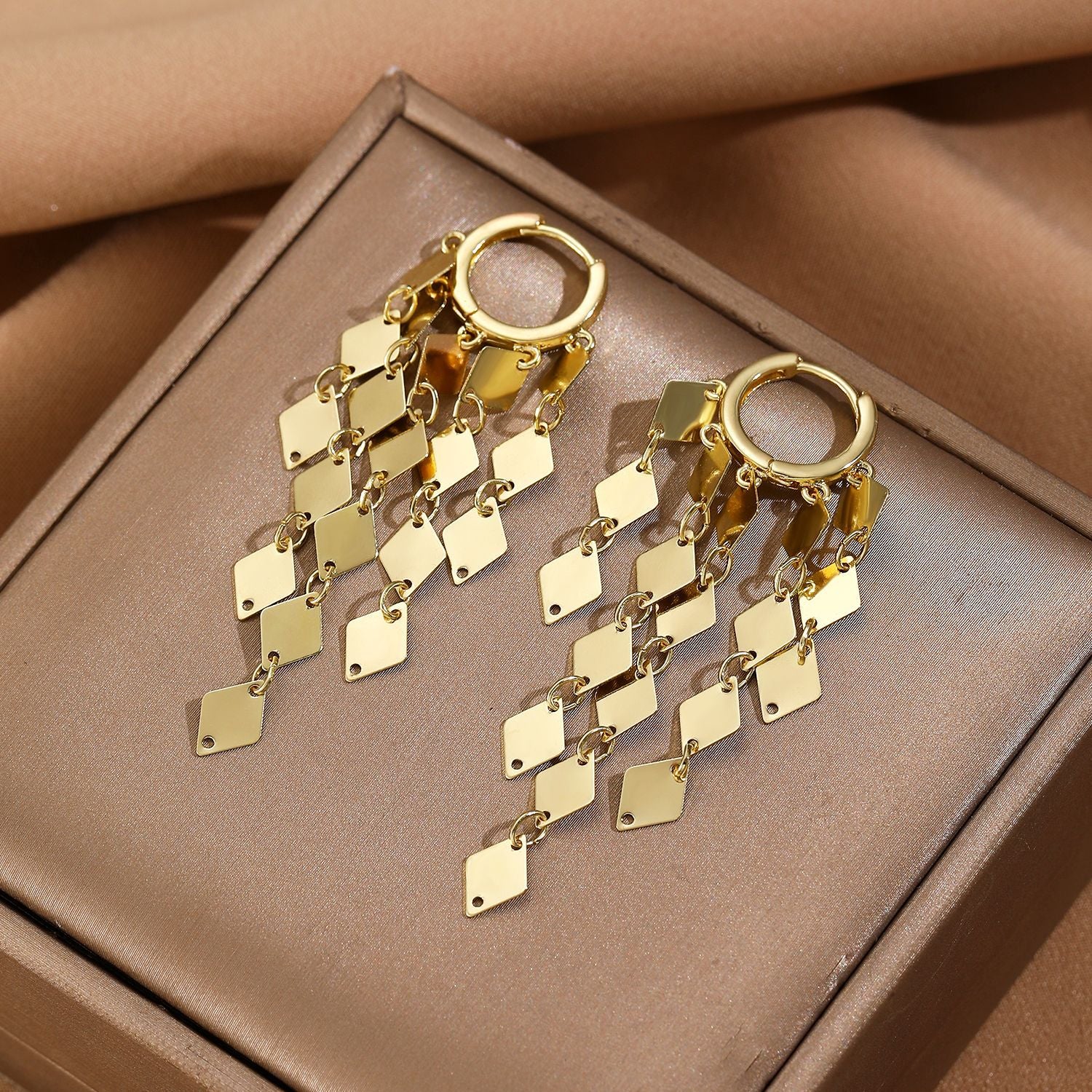 Wholesale Alloy geometric long hollow earrings
