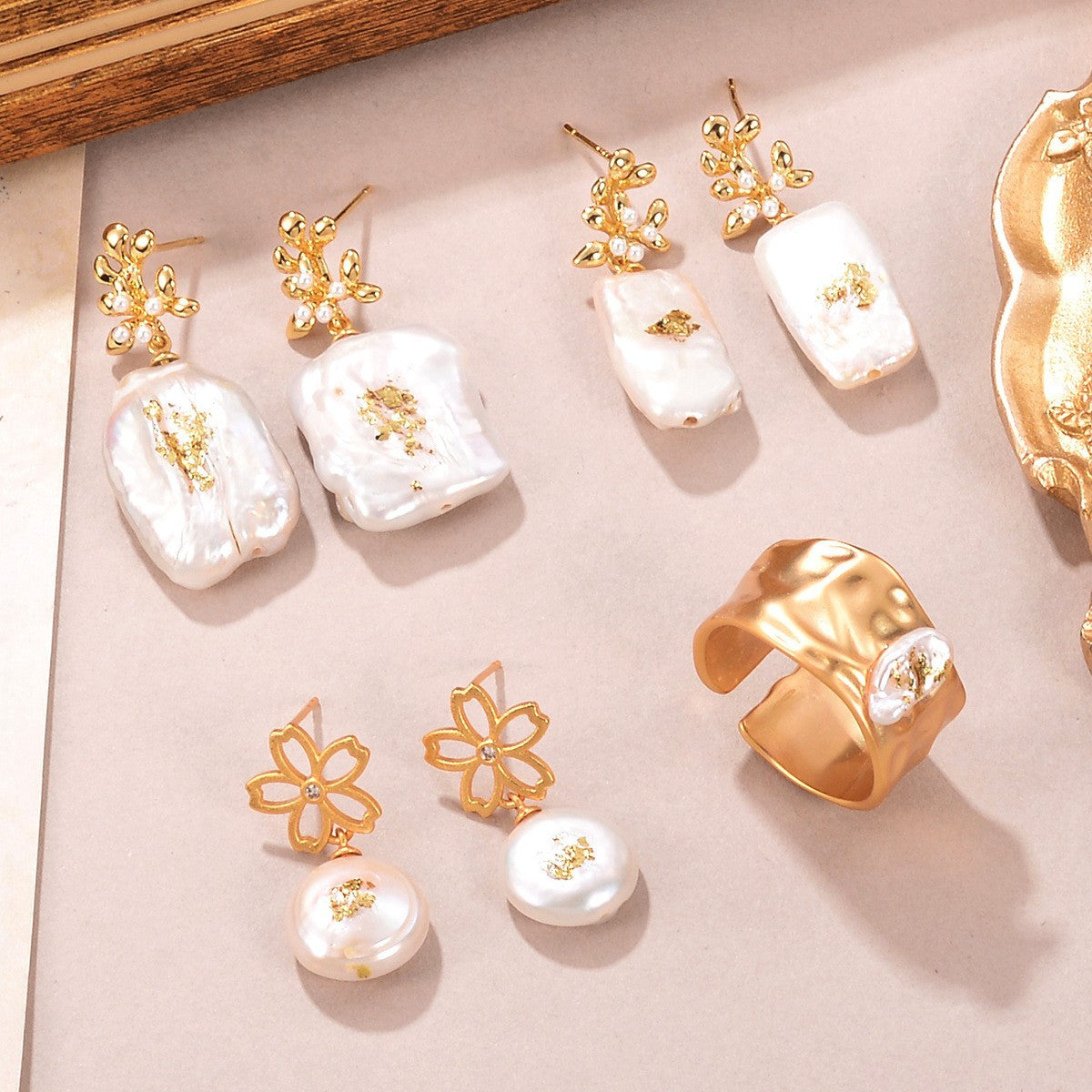 Wholesale  Geometric Heart Shaped Earrings