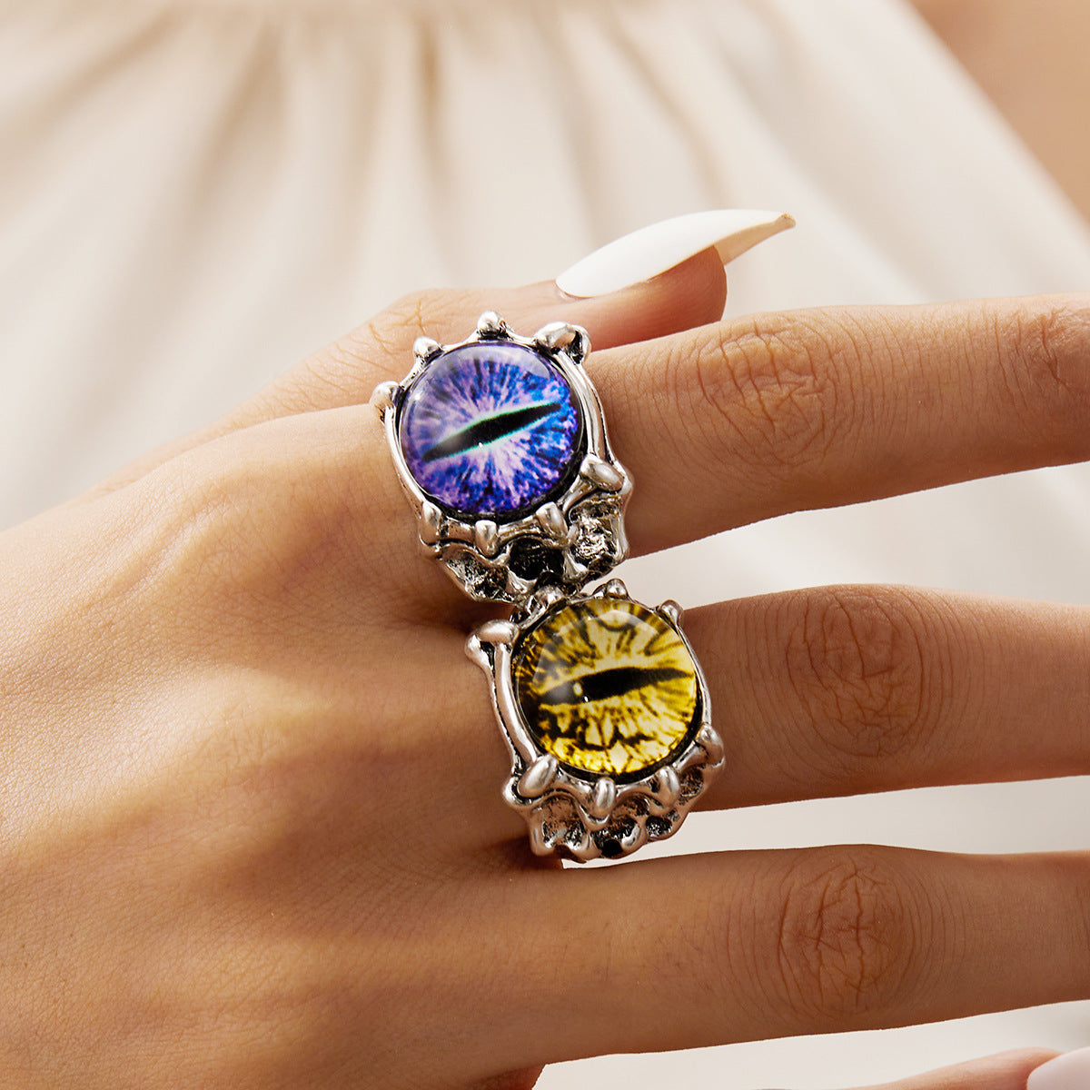 Wholesale Demon Claw Demon Eye Blue Ring