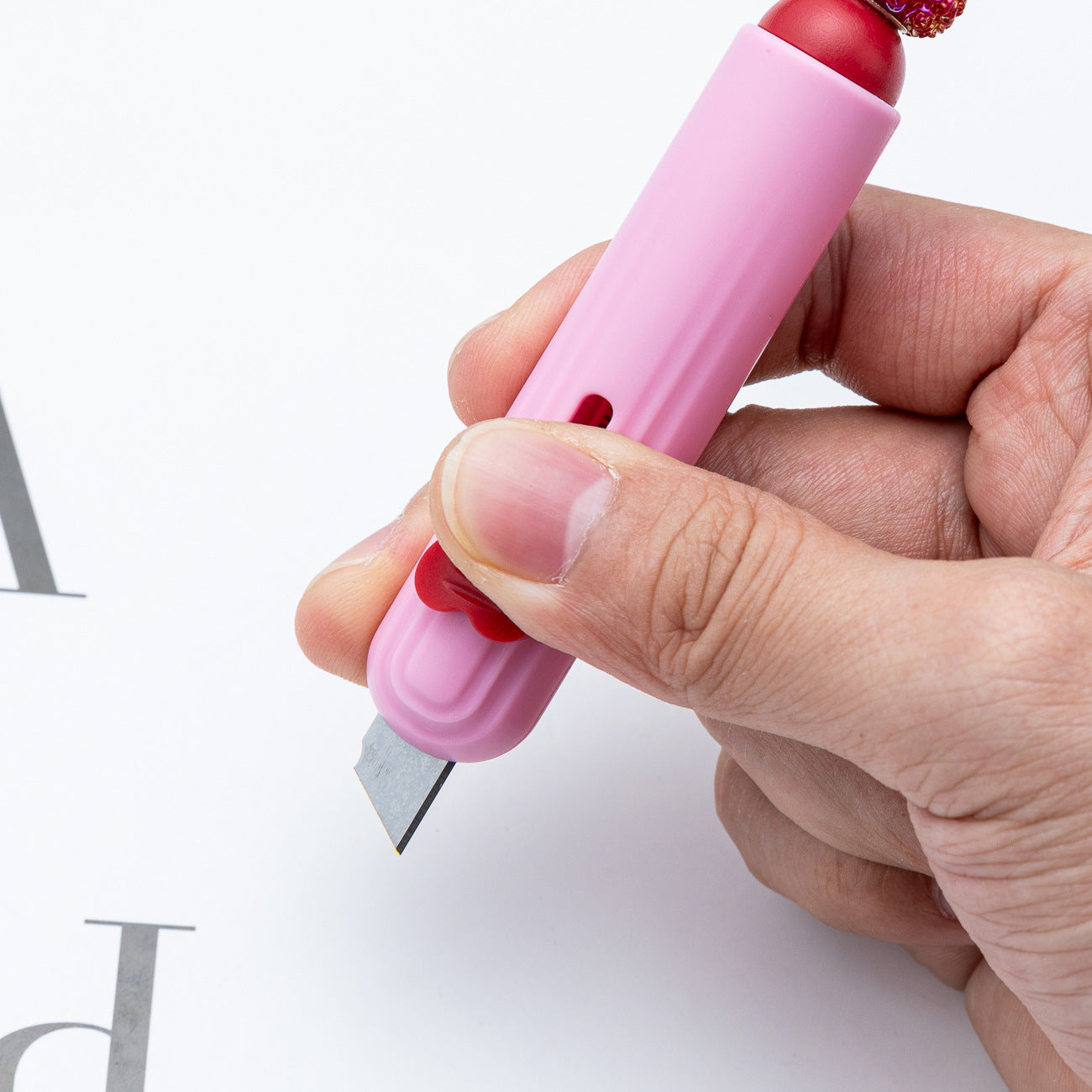 Wholesale DIY Beadable Express Knife Portable Express Dismantling Retractable Knife Office Paper Cutting Handmade Knife Love Knife