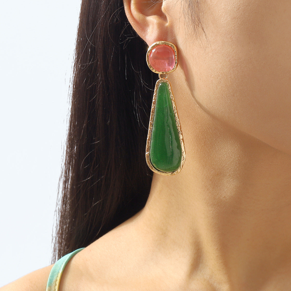 Wholesale  Elegant Court Style Banquet Earrings