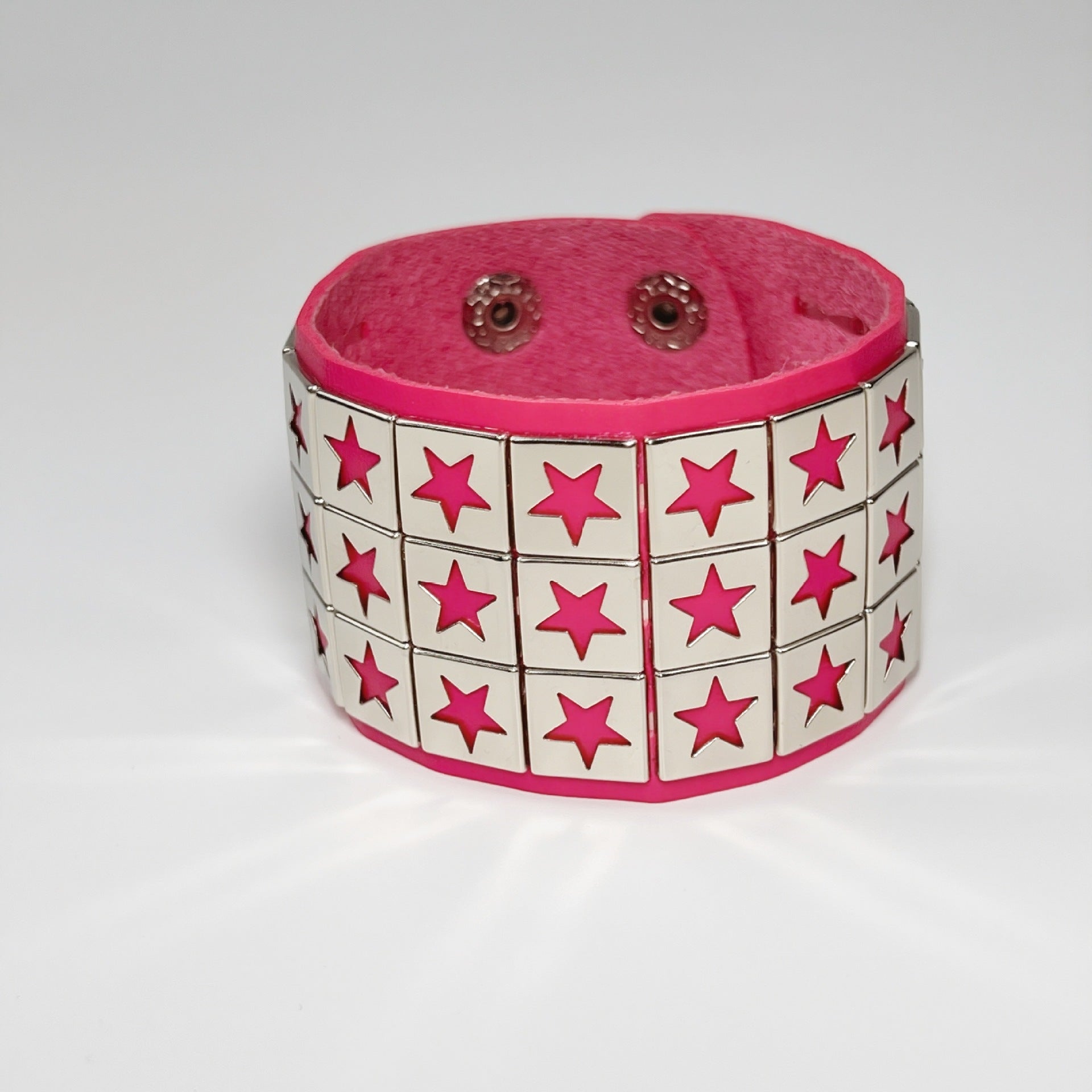Wholesale Punk Style Leather Bracelet with Five-Pointed Star Rivet for Couples Men' s Fashion Accessory