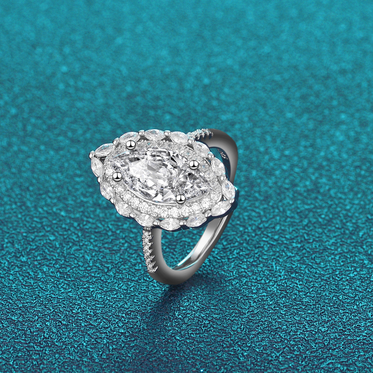 Wholesale  Olive Shaped Horse Eye Zircon Ring Women' s Light Luxury Women' s Ring