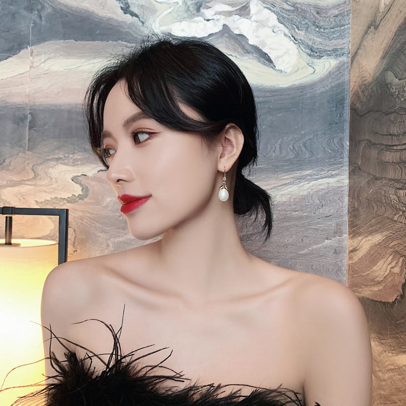 Wholesale Simple Pearl Ear Hooks