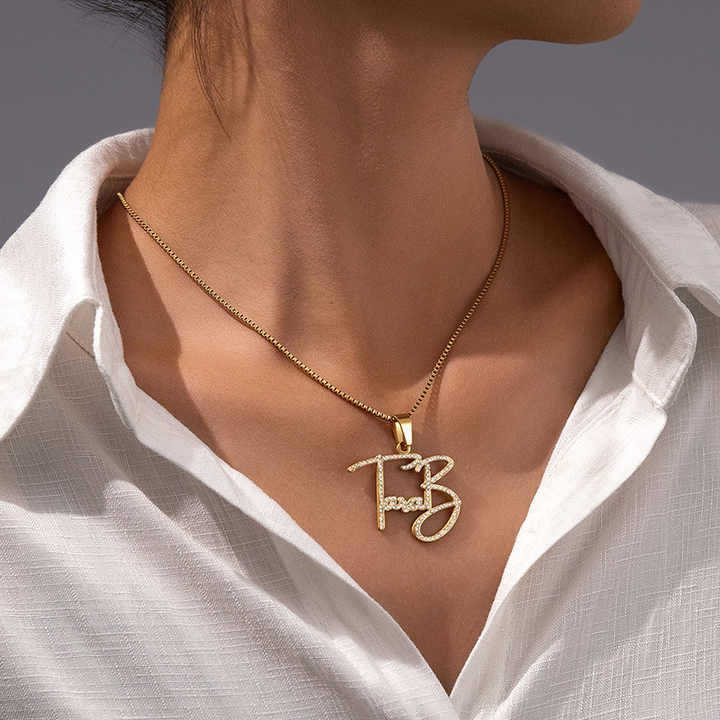 Wholesale  Titanium steel English alphabet name full diamond necklace