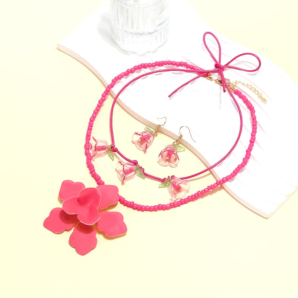 Wholesale Handmade Beaded Three-Dimensional Oil-Dropping Flower Pendant Clavicle Chain  Necklace