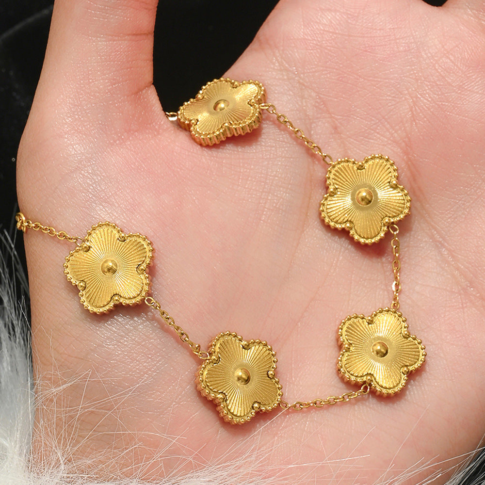 Wholesale Titanium Steel Gold Electroplated Studded Bracelet Set Fashion Jewelry Accessory