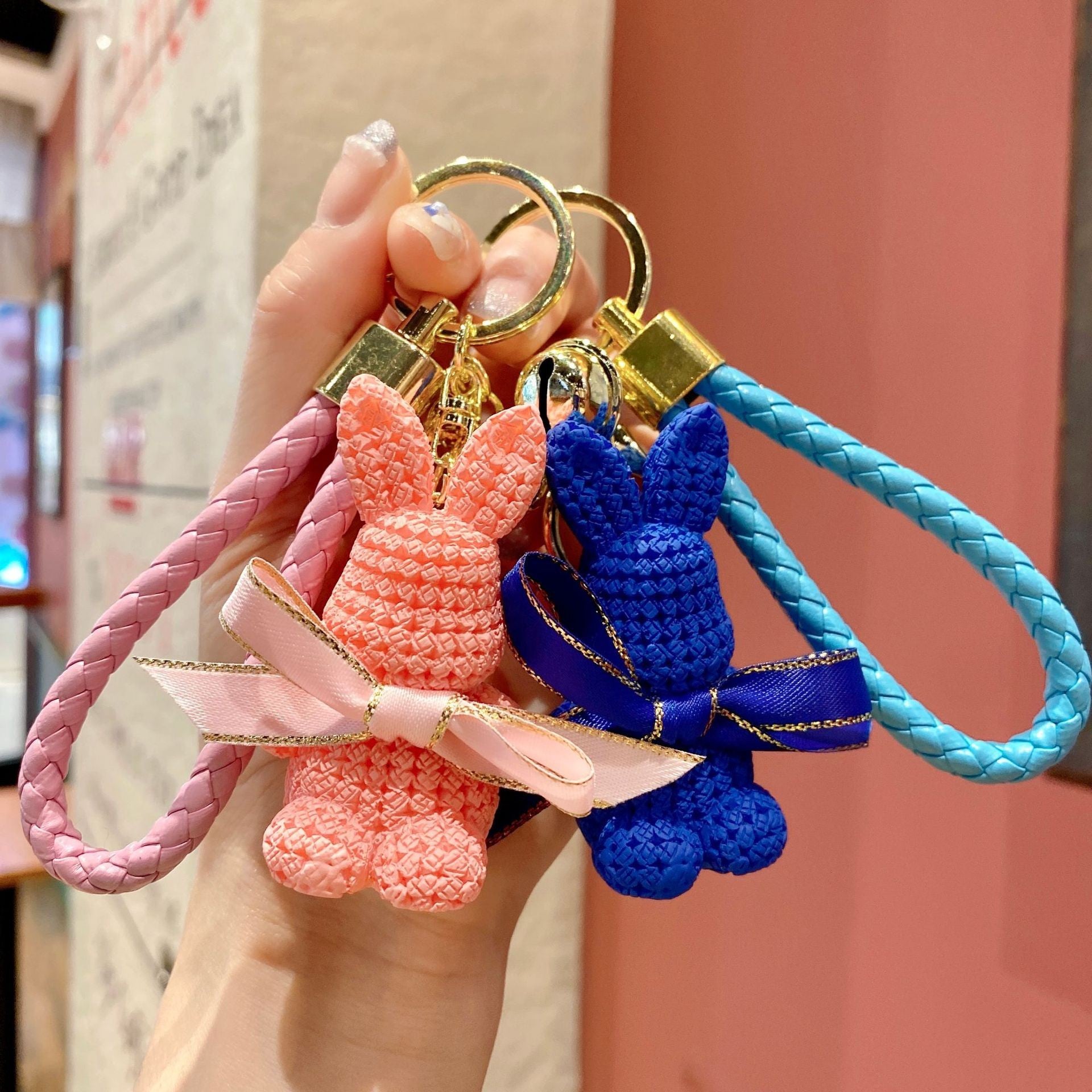 Wholesale Cartoon Resin Bow Tie Rabbit Keychain Lanyard Keychain ACC-KC-AiLe004