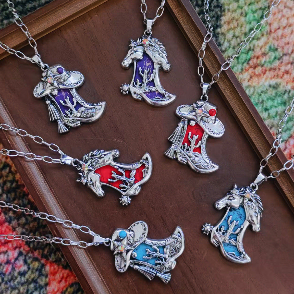 Wholesale Retro Western Cowboy Boot Necklace With Turquoise Horse Head Pendant Fashion Jewelry Accessory For Party And Gift