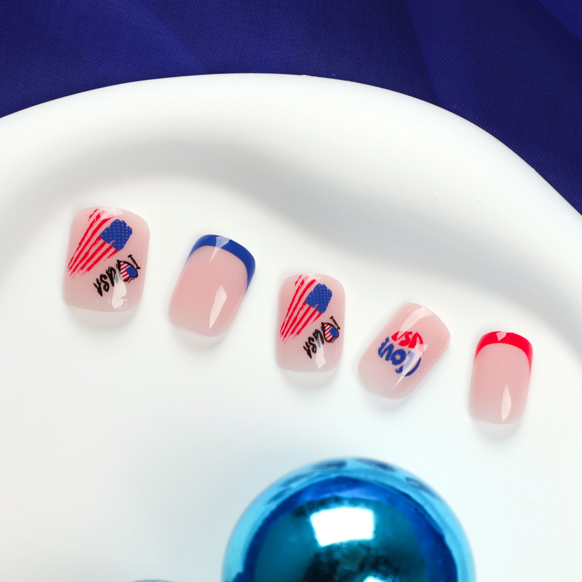 Wholesale 24 Pieces/box American Independence Day Short Shiny Wearing Nail Press-on Nails Kits ACC-NS-LeFan005