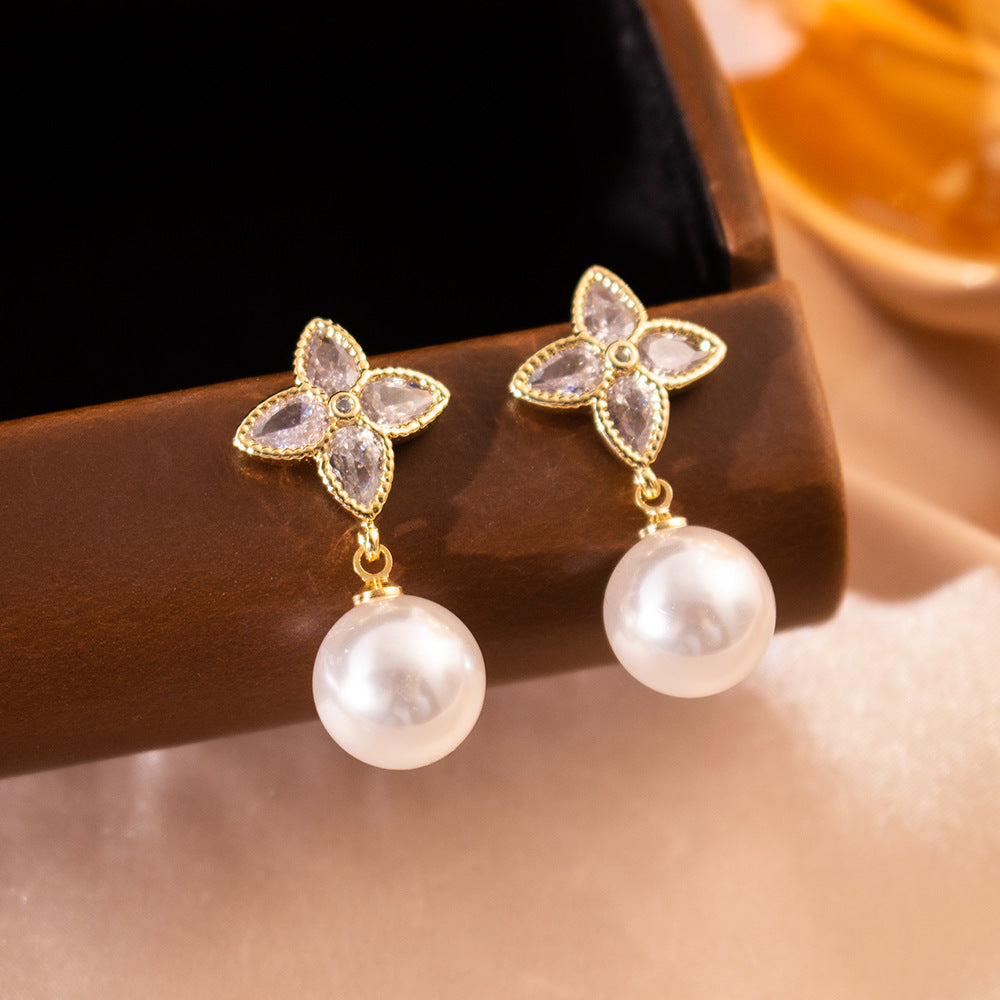 Wholesale  Zircon Four-leaf Clover Pearl Earrings