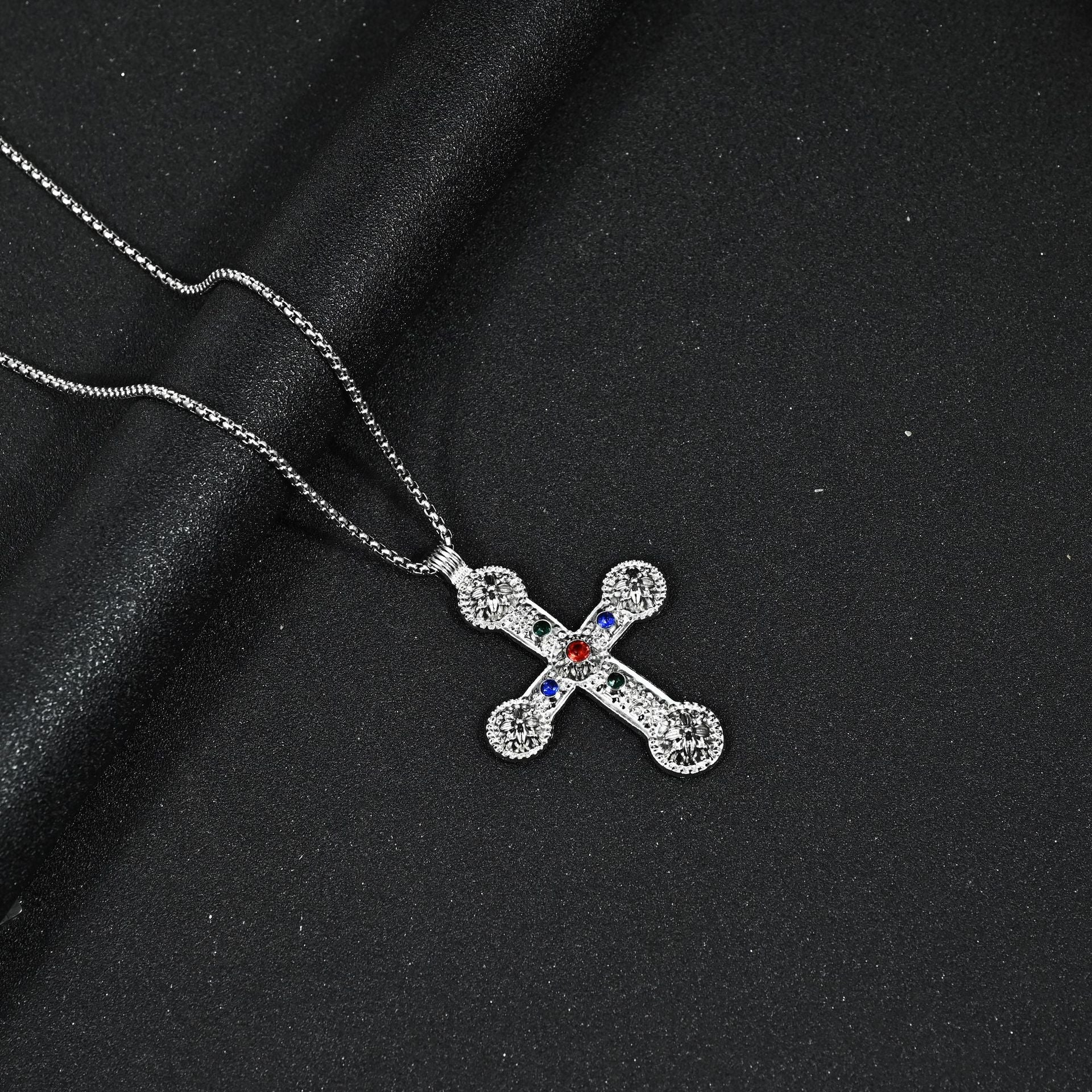 Wholesale Punk Style Diamond Cross Pendant Necklace Stainless Steel Chain Fashion Jewelry Accessory Boutique Gift