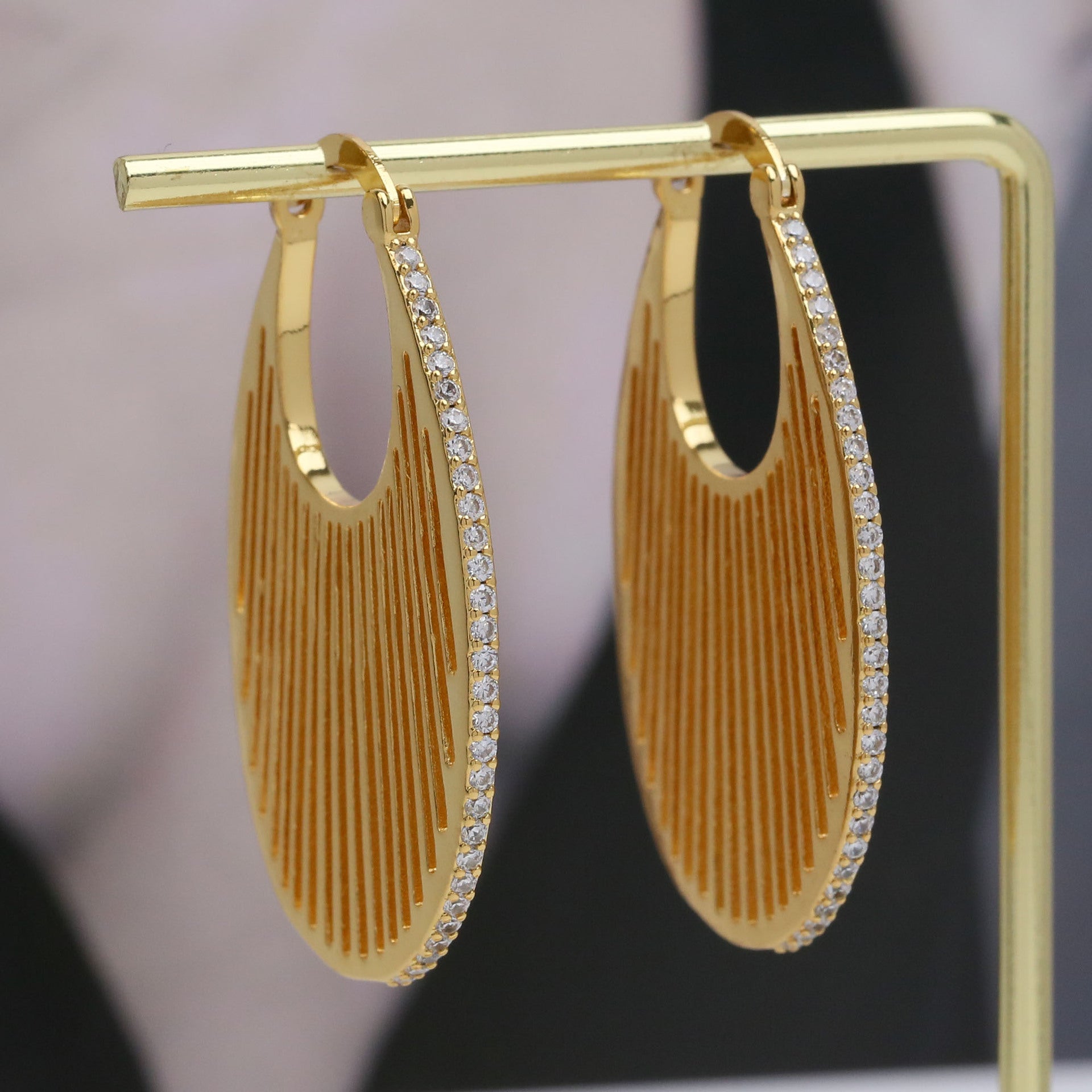 Wholesale 18k gold small large brass zircon oval arc earring