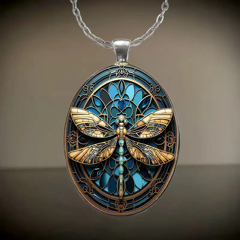 Wholesale Oval Crow Witch Pendant Necklace Alloy Fashion Jewelry Gift for Everyday Wear