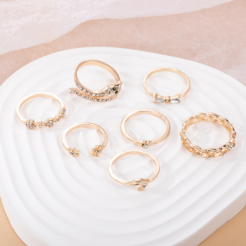 Wholesale geometric hollow moon snake ring set