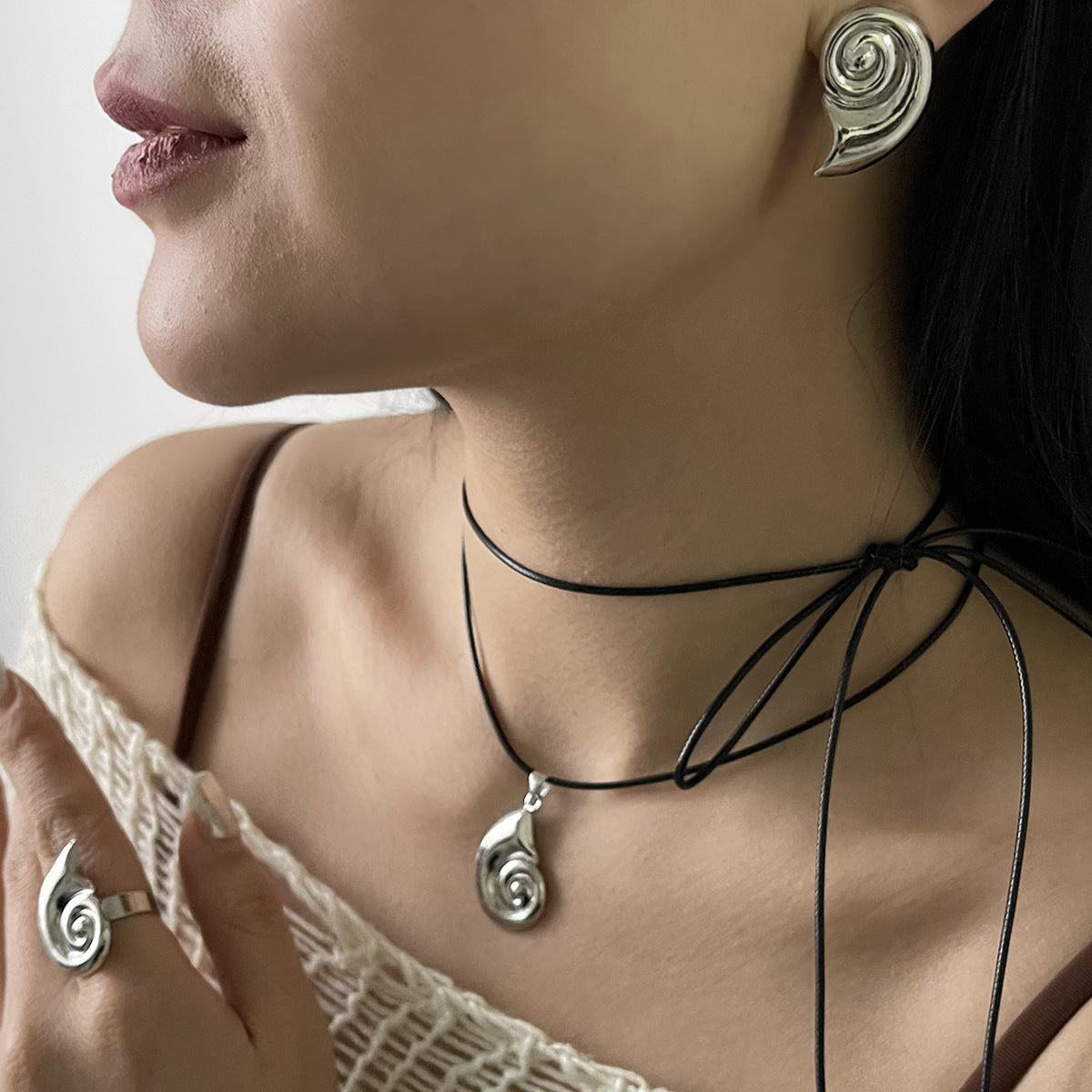 Wholesale leisure style conch alloy earrings  creative niche necklace