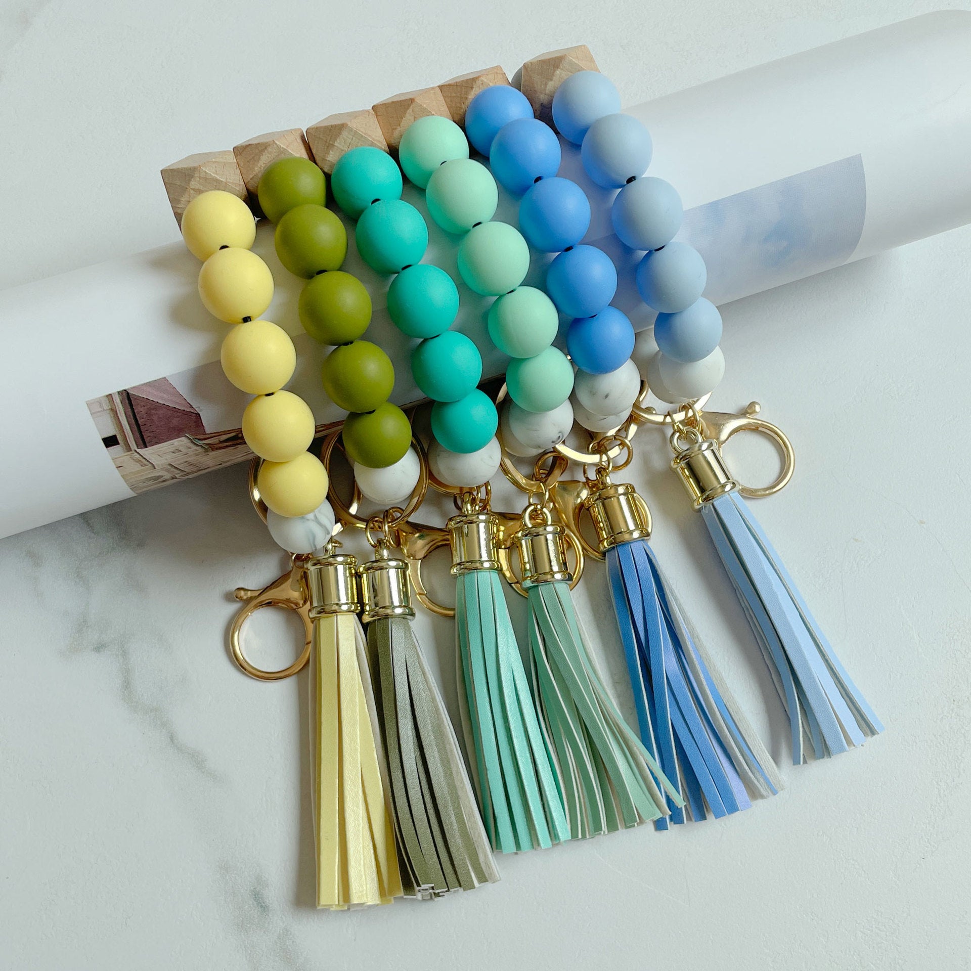 Wholesale Silicone Beads Bracelet Wooden Beads Leopard Print Cow Print Wristlet Keychain ACC-KC-Jinz001