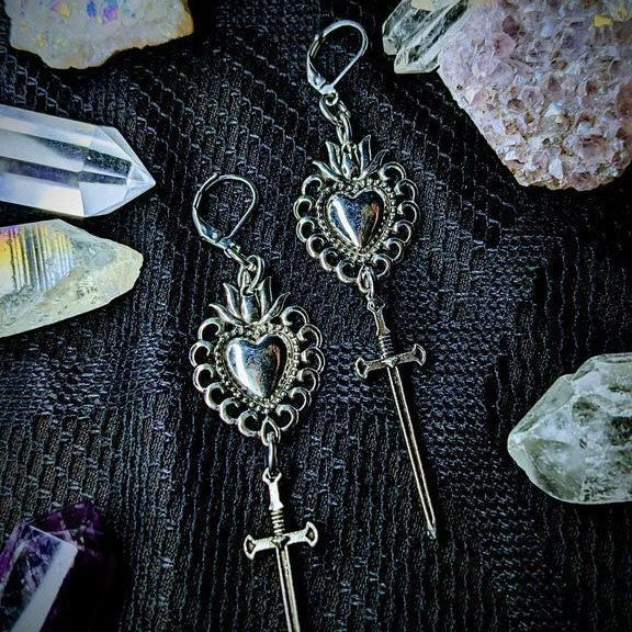 Wholesale European American Style Heart and Dagger Earrings Alloy Electroplated Fashion Accessory