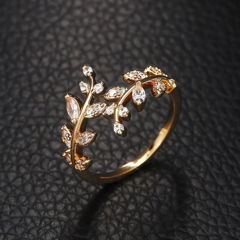 Wholesale Trendy Leaf Design Open Adjustable Ring Silver Tone Alloy Jewelry Accessory For Casual Everyday Wear And Gifting