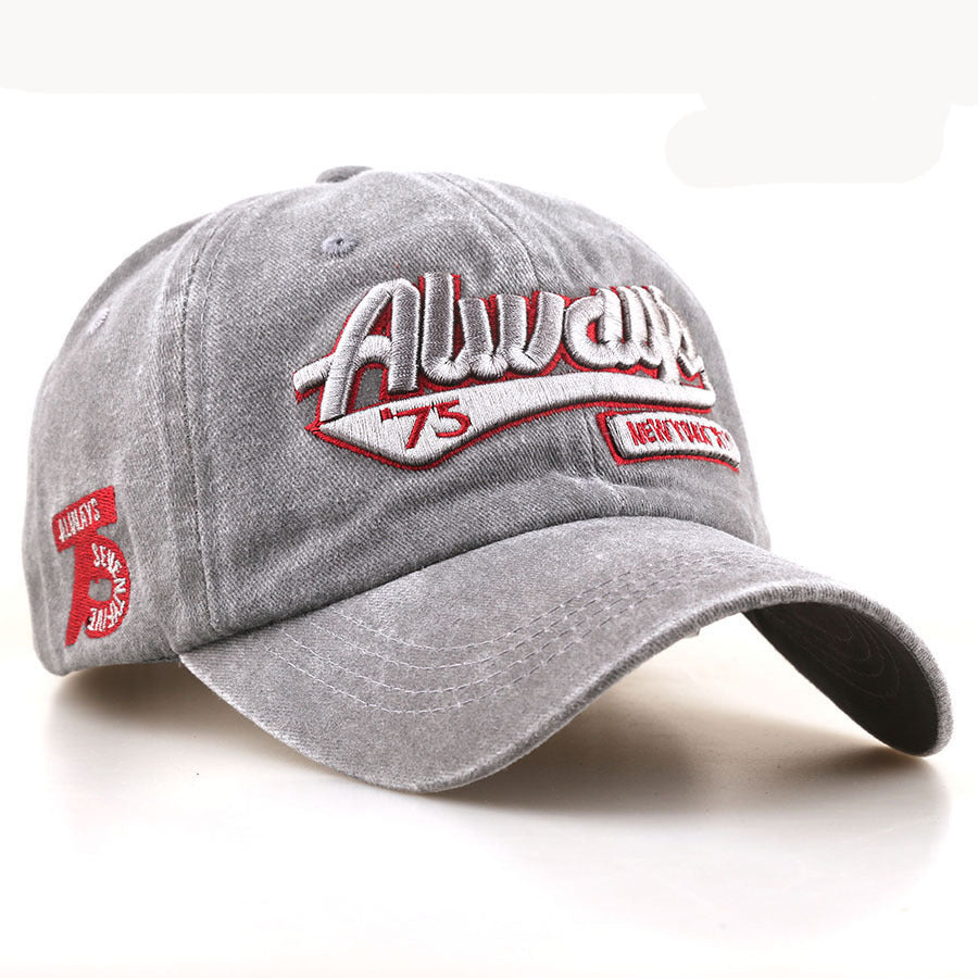 Wholesale Fashionable letter embroidered baseball cap