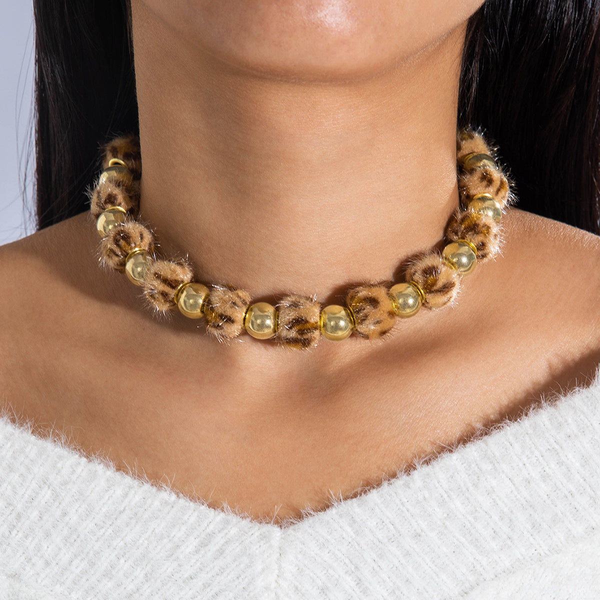 Wholesale  color beaded clavicle chain  fur ball beaded Christmas series necklace