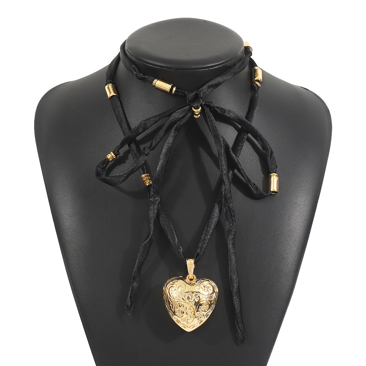 Wholesale Three-Dimensional Love Carved Long Sade Cloth Necklace Exaggerated  Necklace