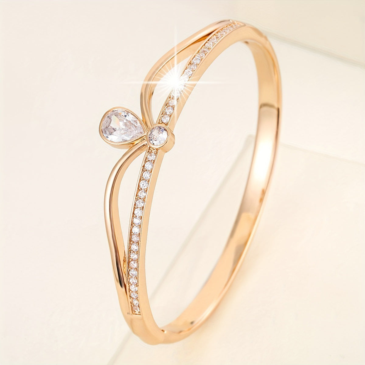 Wholesale Creative star exquisite bracelet