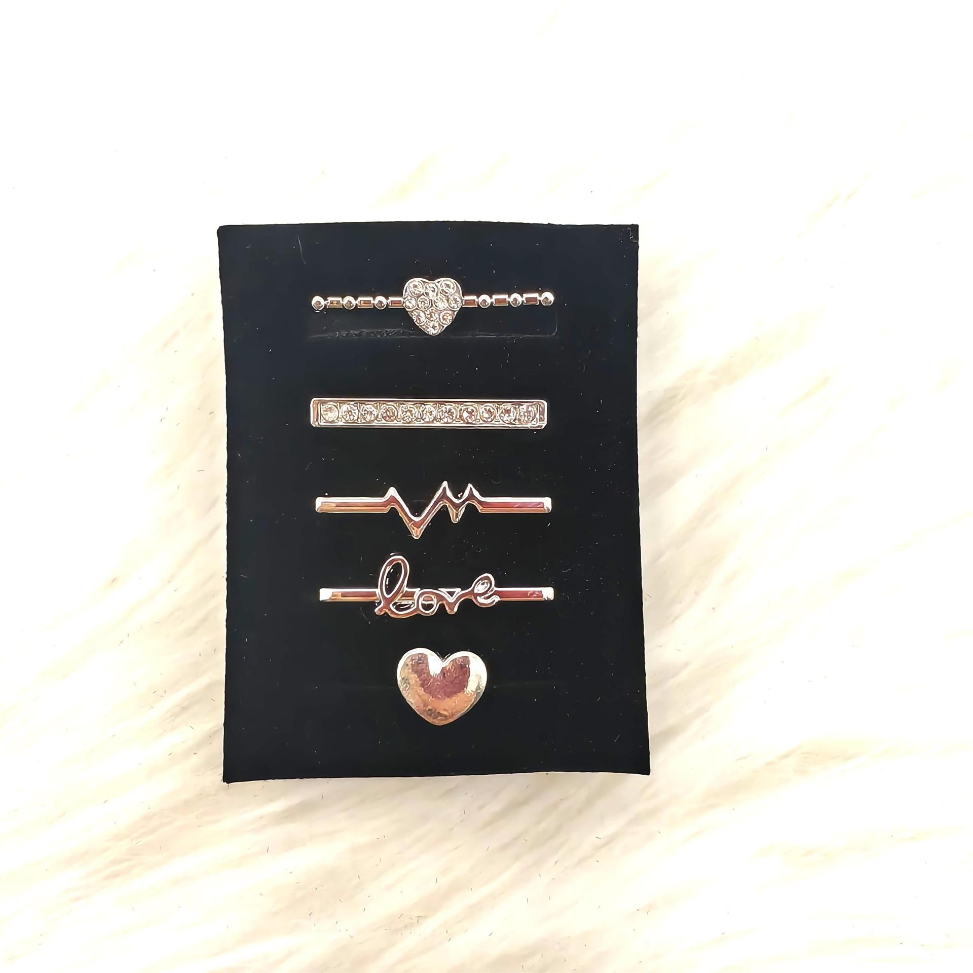 Wholesale Gold Love Themed Band Charms Set Of 5 For Everyday Wear Fashion Jewelry Accessory