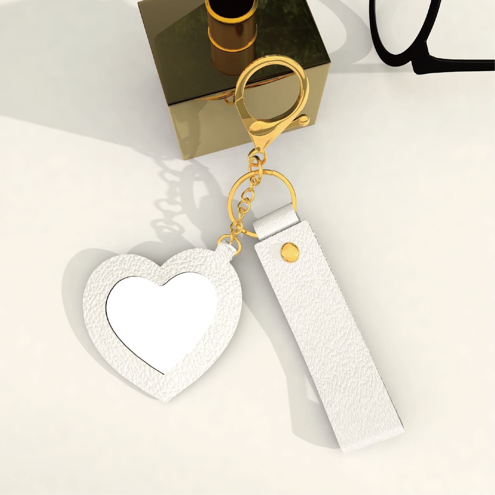 Wholesale Cute and creative PU keychain with a heart-shaped makeup mirror