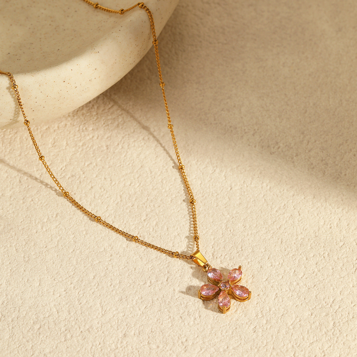 Wholesale  Colorfulful Zircon Petal Pendant Stainless Steel Necklace