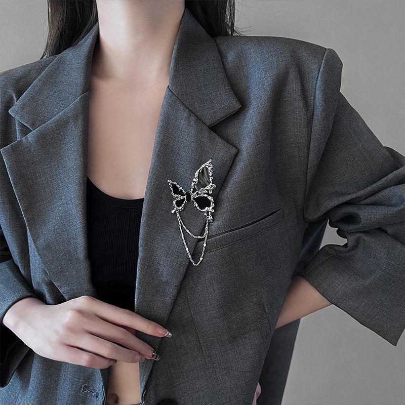 Wholesale Black Butterfly Tassel Metal Brooch